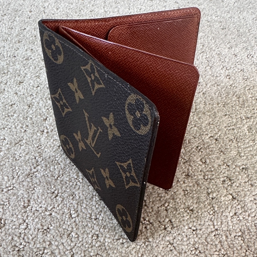 Louis Vuitton Monogram Black and Brown Card Holder